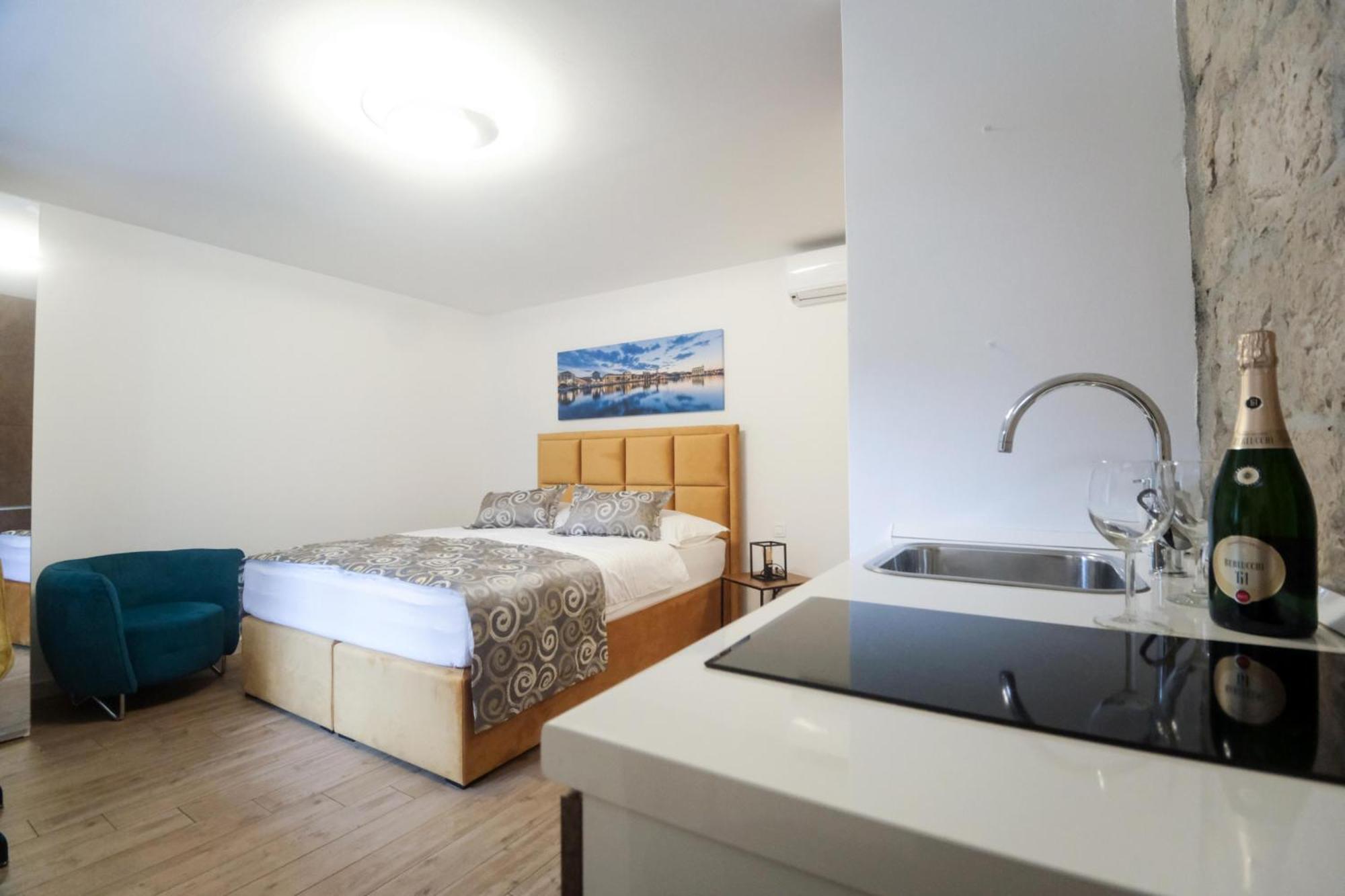 Guesthouse Bepa Split Exterior foto