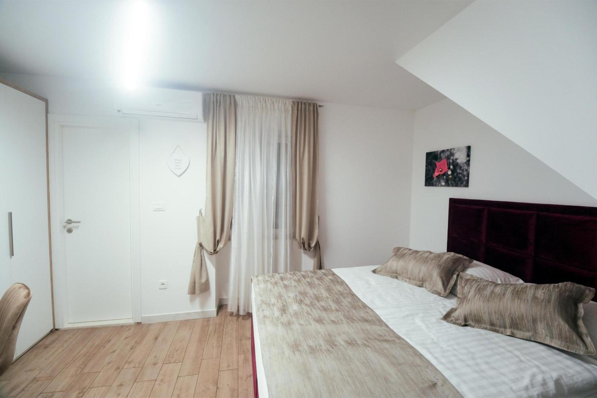 Guesthouse Bepa Split Exterior foto